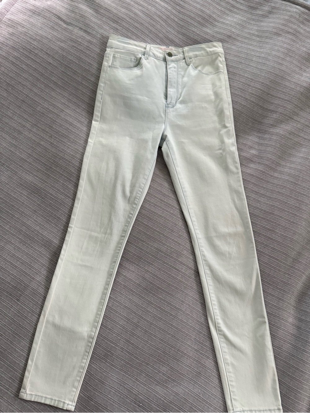 Forever 21 White Wash Jeans Women's US size 26